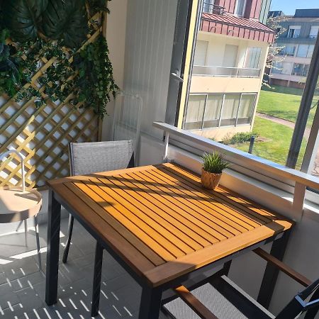 Charmant Studio Idealement Situe Courseulles-sur-Mer Extérieur photo