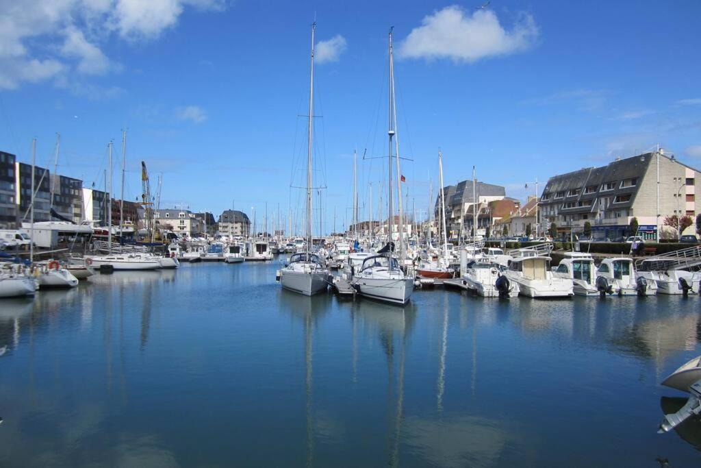 Charmant Studio Idealement Situe Courseulles-sur-Mer Extérieur photo